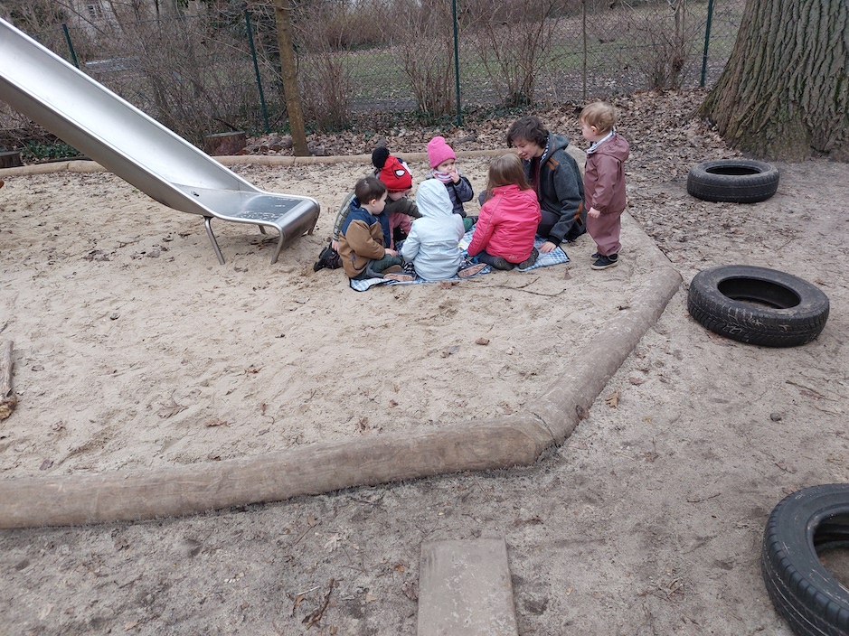 Teilgruppe Nawi im Garten