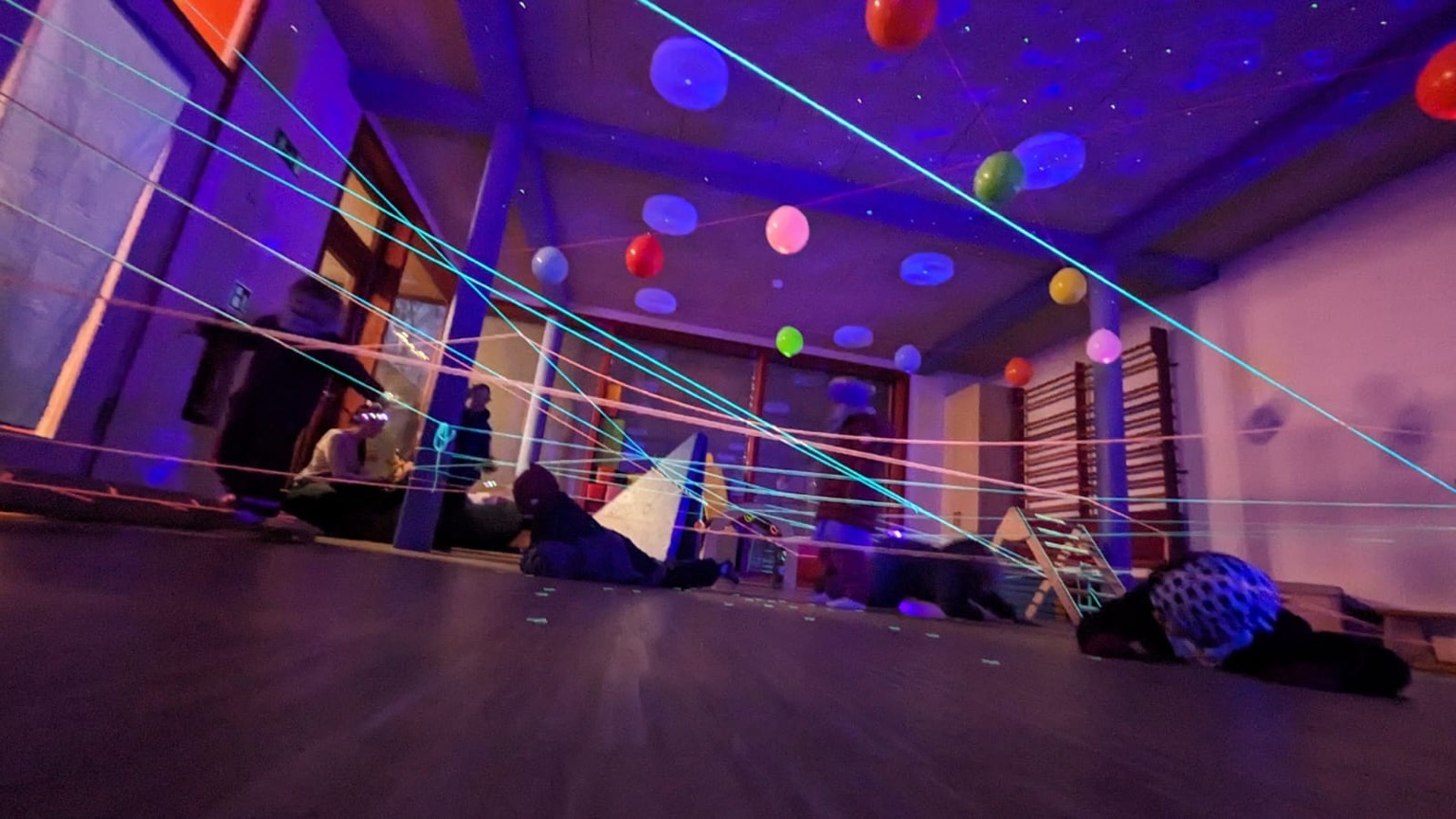 2023_unter den Fäden tauchen