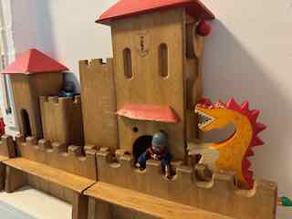 einmal Ritter sein und kämpfen und verteidigen, auch das ist eine wichtige Erfahrung Zille_ritter