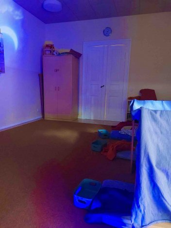 Schlafraum Ältere mit Mond und Sternen